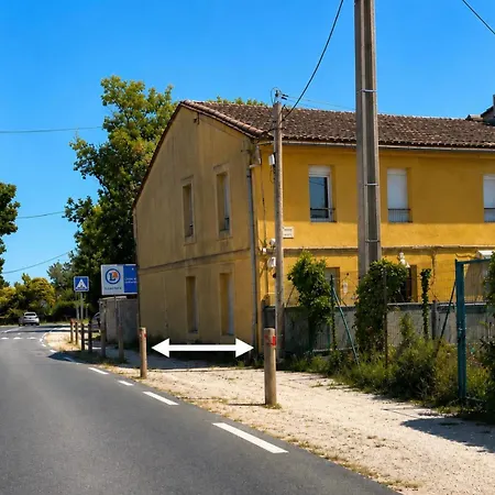Renove Entierement Avec Jacuzzi Et Pergola Apartament